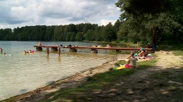 Zakaz kąpieli w jeziorze w Bieszkowicach! 