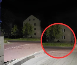 Chodzi w nocy i świeci latarką w okna. Mieszkańcy Tczewa alarmują