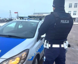 Zakaz prowadzenia zignorowany. W aucie była dwójka dzieci