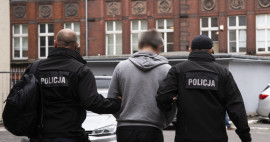 Przełom po 15 latach. Zatrzymano podejrzanego o zabójstwo 13-letniej Izy z Gdyni