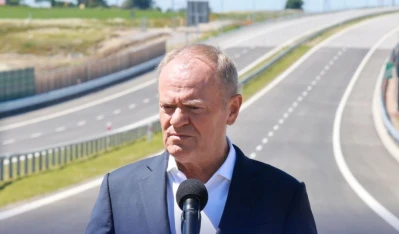 Tusk: "To też droga o wielkim znaczeniu strategicznym dla bezpieczeństwa Polski". Premier z wizytą na S6