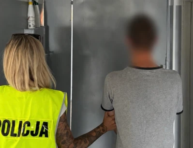 Uszkodził szlaban przed komendą straży pożarnej. 19-latek zatrzymany