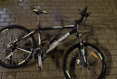 Jechał kradzionym rowerem. Miał przy sobie 40 gramów amfetaminy