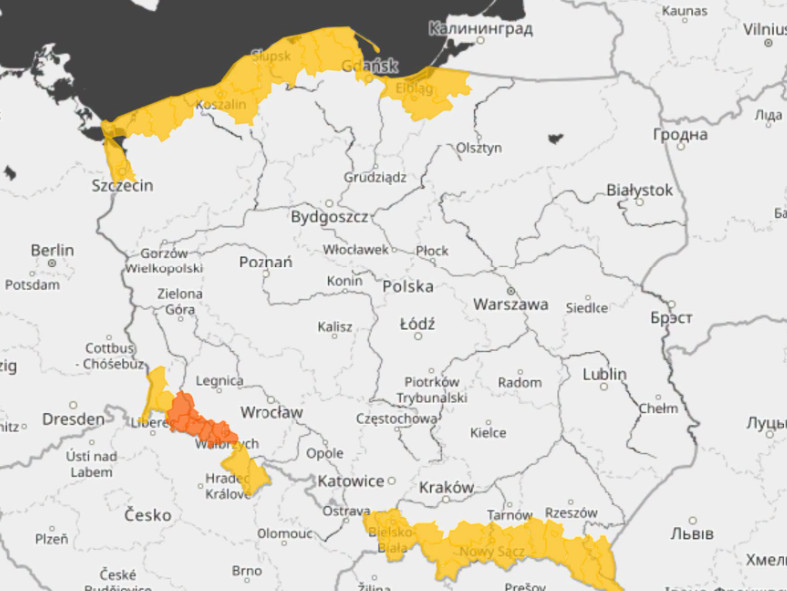 Silny wiatr na Pomorzu. IMGW wydało ostrzeżenie