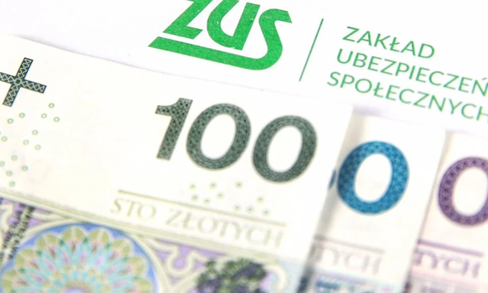 Nowe ulgi dla mikroprzedsiębiorców i komorników. „Wakacje składkowe” od ZUS